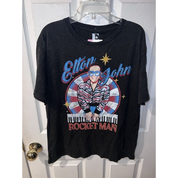 Elton John Tshirts Womens Size Med Rocket Man Cotton Short Sleeve Band Tee New - Picture 5 of 5